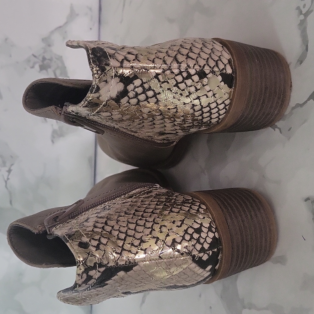 Steve Madden Girls Animal Print Zip Booties - Picture 5 of 11